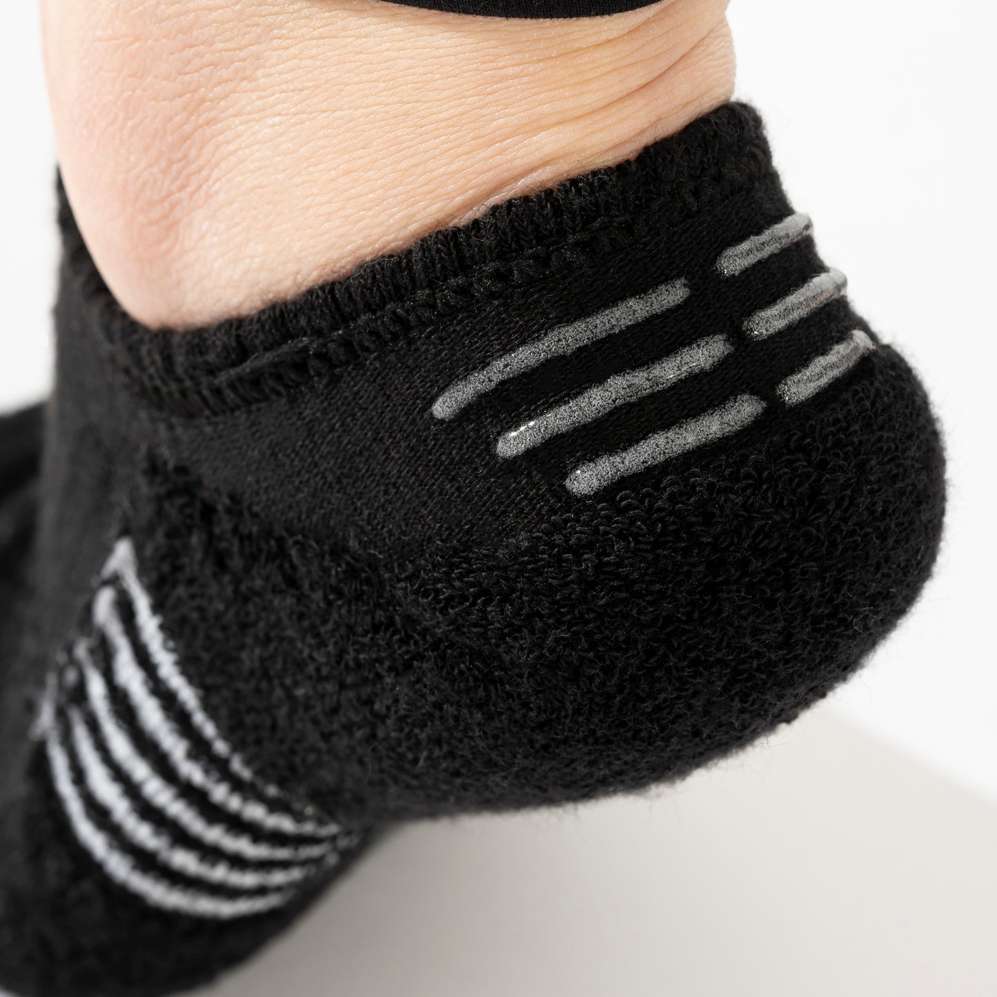 No Show Socks Womens Cushioned Low Cut Invisible Footies, 6 Pairs Running Athletic Gym Ankle Women Socks